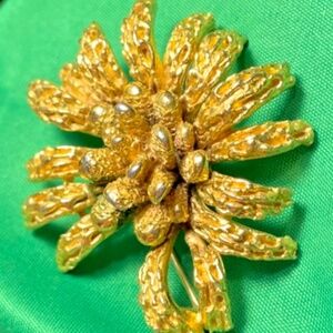 Vintage Trifari Brooch Signed Flower Pin Textured 2" Rare